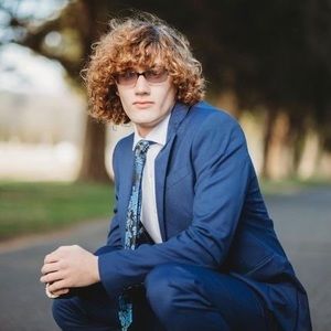 Meet your Posher, Jason